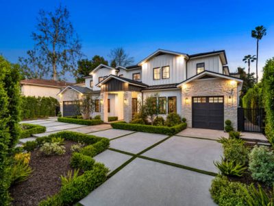 Exterior shot of a Beverly Hills, CA property for sale